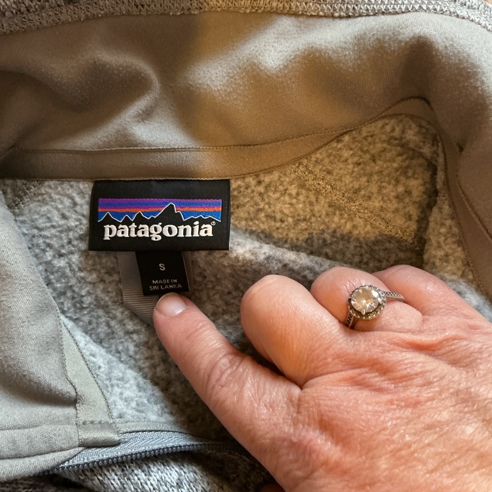 Patagonia Women’s Better Sweater Quarter-Zip Fleece – Size Small – Gray - Picture 3 of 4